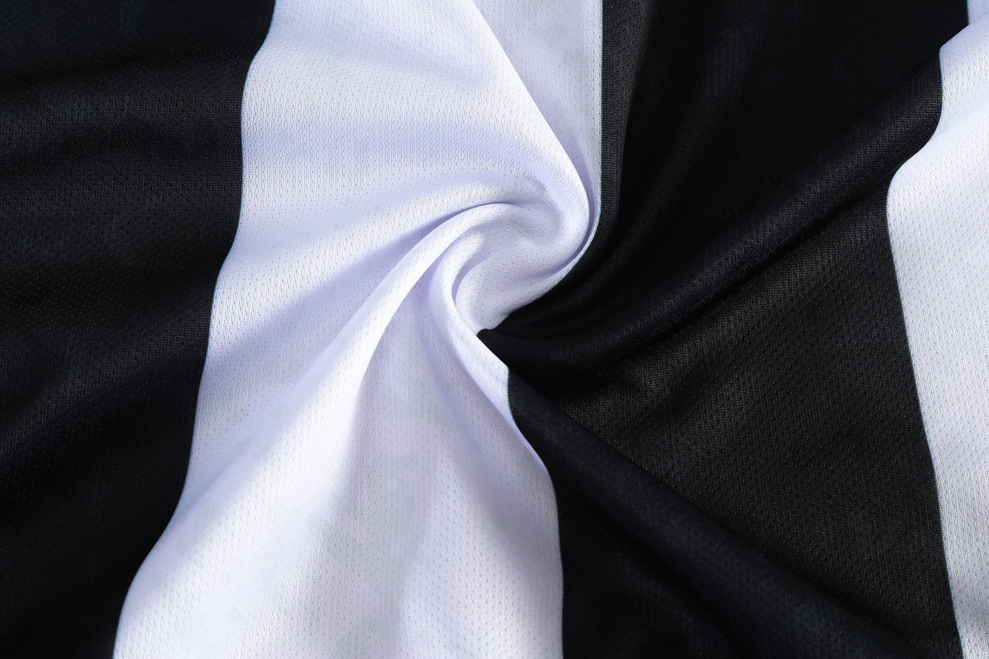 Child/Adult Juventus Home Shirt - Black &amp; White Legacy Edition