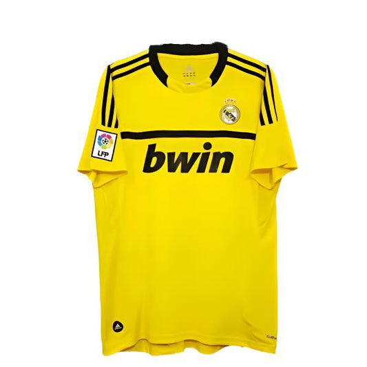 Real Madrid Yellow Goalkeeper Shirt 2011-2012 – Retro Version