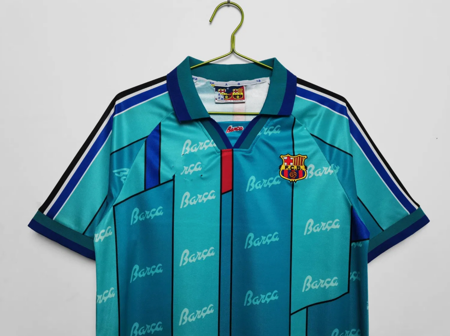 Barcelona Retro Away Kit 1995-1997 – Player Version